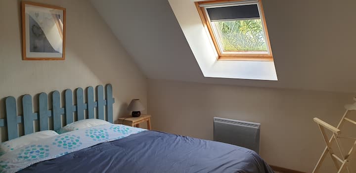 Spavaća soba u prizemlju s krevetom od 160 cm