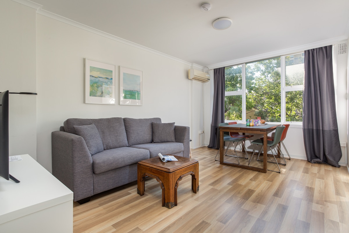 Top performing Airbnb: Central & Secluded: Potts Point Paradise with Pool in Potts Point