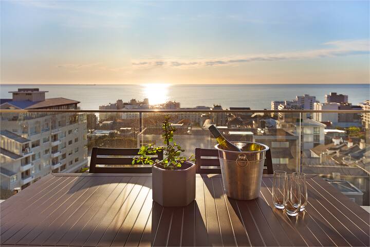 Whale watcher- Long stays, Fab Sea Views, Pwr B/up gallery image 3