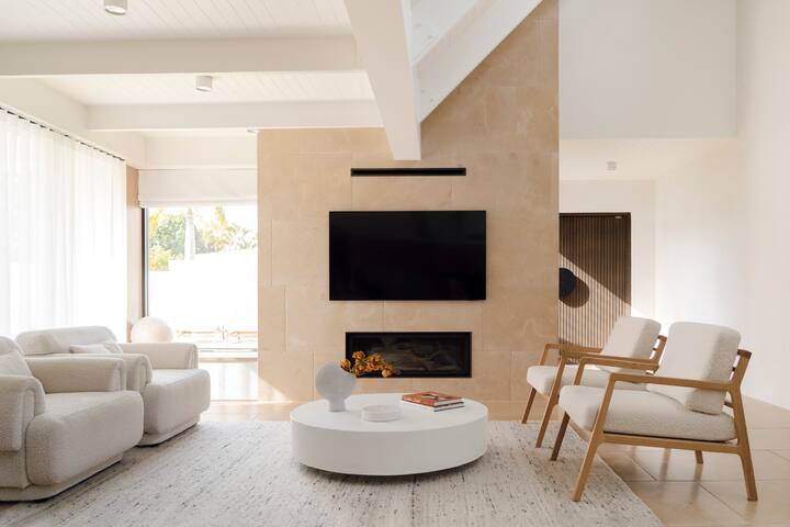 Raven6, Noosa Sound gallery image 3