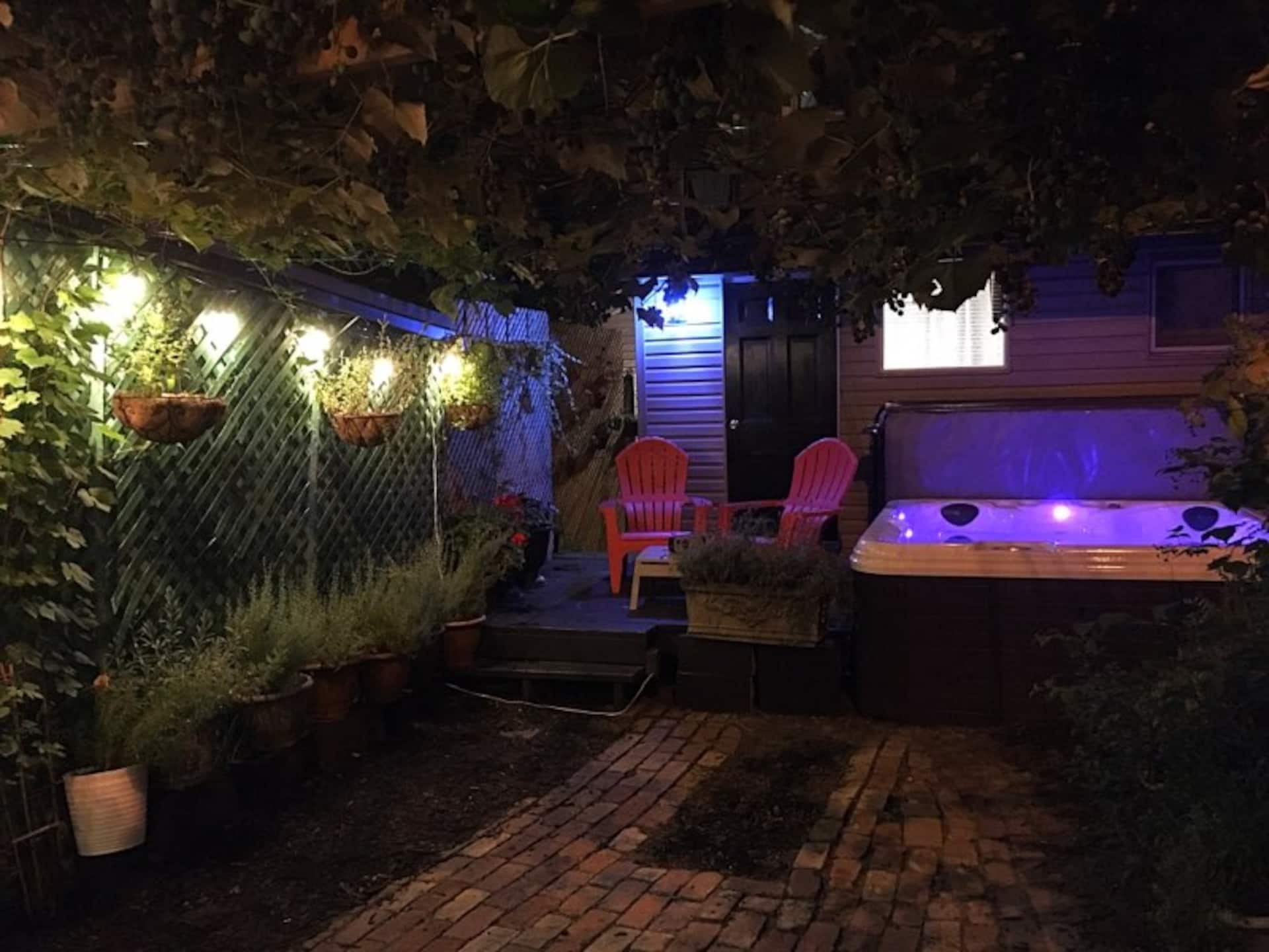 Discounted Suite Due To Hot Tub Repair