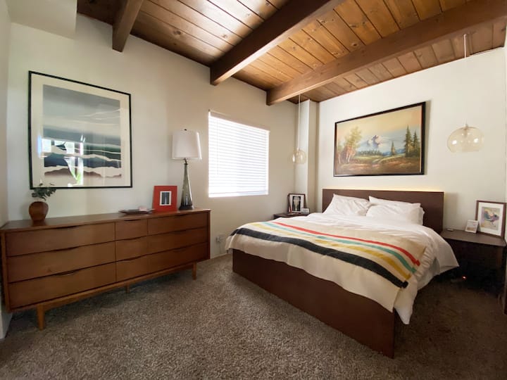 Dormitorio principal (piso principal)