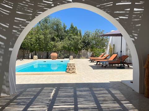 Dar Cirine 220m² 5 suite very private pool&garden