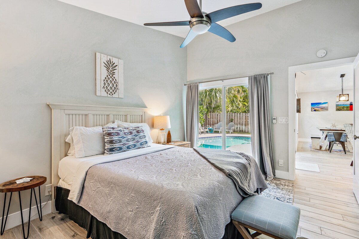 Master Suite with Private Pool Access