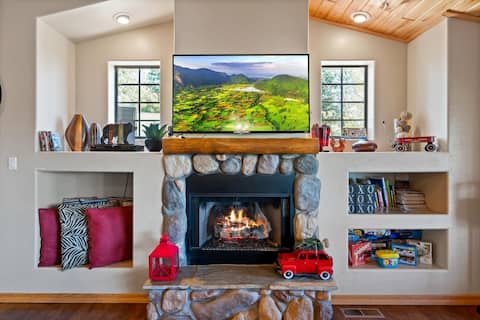 Popular Airbnb listing: Wild Horses | Forest Views | Starlink+Dog Friendly in Show Low / Pinetop