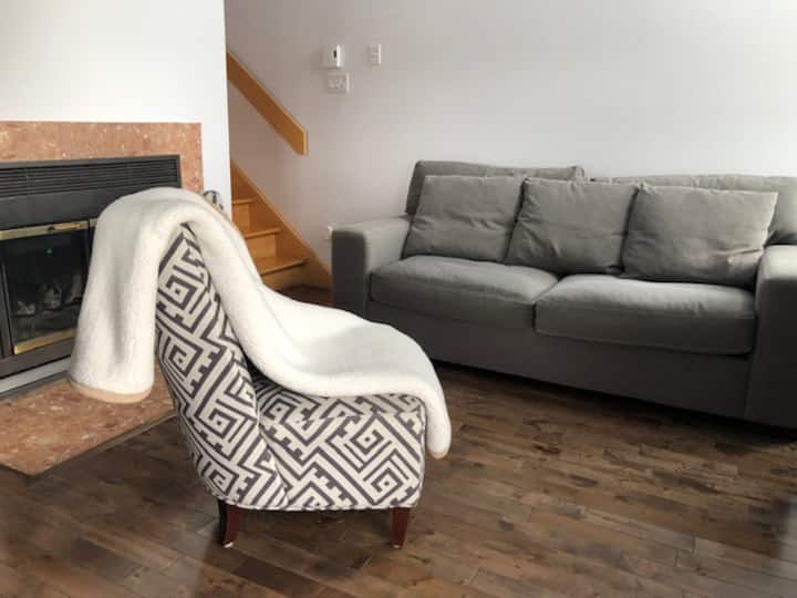 Lac Memphrémagog Holiday Rentals & Homes Magog, Canada Airbnb