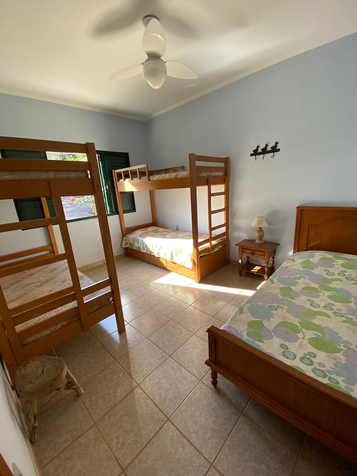 bedroom 5 - 2 bunk beds and 1 twin