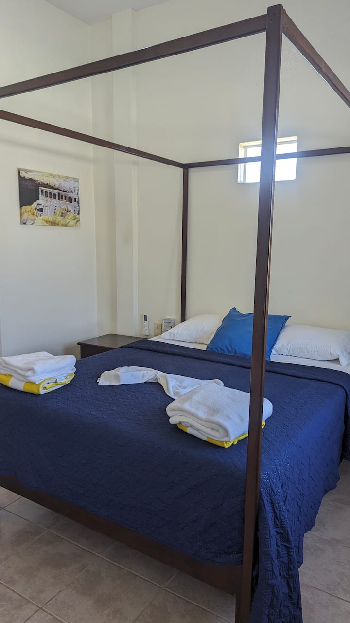 [Habitación principal] cama tamaño queen Siente la habitación que tú y tu amante disfrutarán de esta habitación