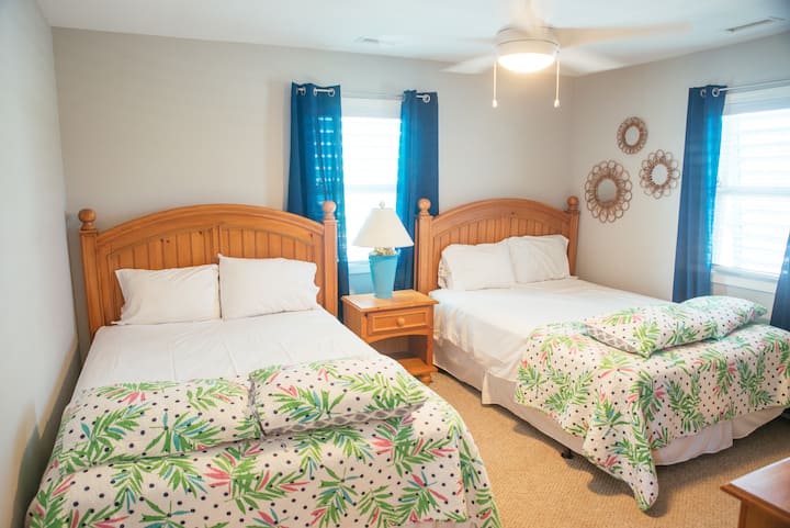 прв кат, втора спална соба