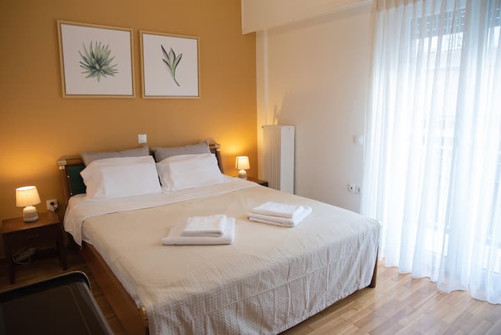3C's-Central, Cosy, Convenient to Airport 24/7 - Apartments for Rent in  Athina, Greece - Airbnb