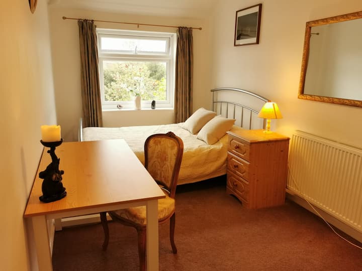 Glastonbury Holiday Rentals & Homes England, United Kingdom Airbnb