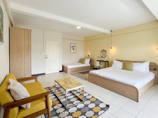 Neveu:The Club, 5 bedrooms Apt@MRT Sutthisan gallery image 5