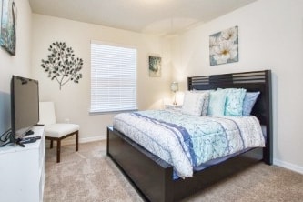 KITANDA CHUMBA 5 CHA UKUBWA WA MALKIA