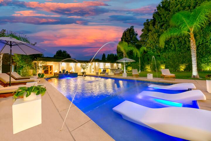 The Beverly Hills Palace gallery image 3