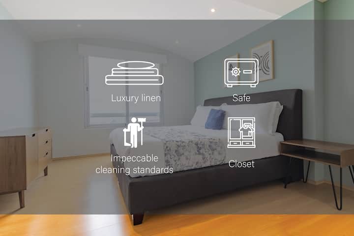 חדר מודרני ומאובזר