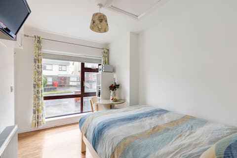 Compact Modern Ensuite Space with Private Access