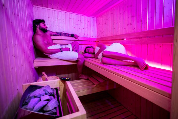 Gallipoli Sauna – 13 posti – 5 camere – 3 bagni