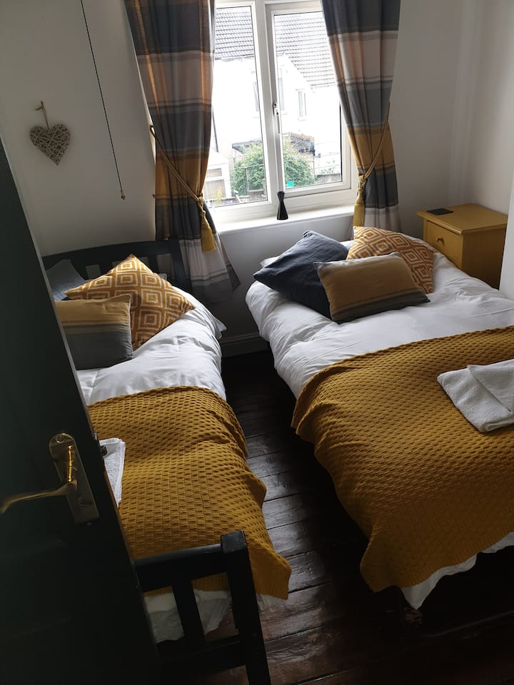 very comfy twin single beds