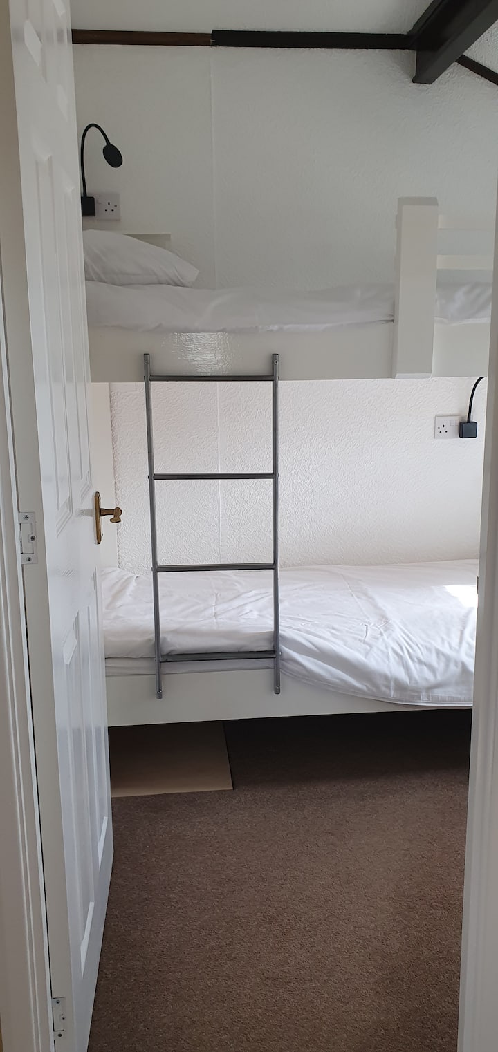 儿童上下铺房间