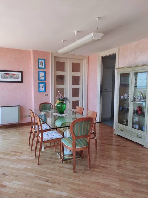 Popular Airbnb listing: Pardo's Place Vacation Home in Grottammare