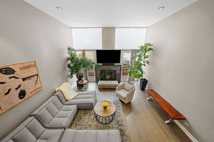 Beautiful Spacious RiverWest Townhome 4-Bed/4-Bath gallery image 5