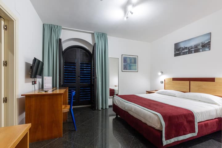 Zimmer 7 , 1. Stock (schneller Zugang zum Pool)