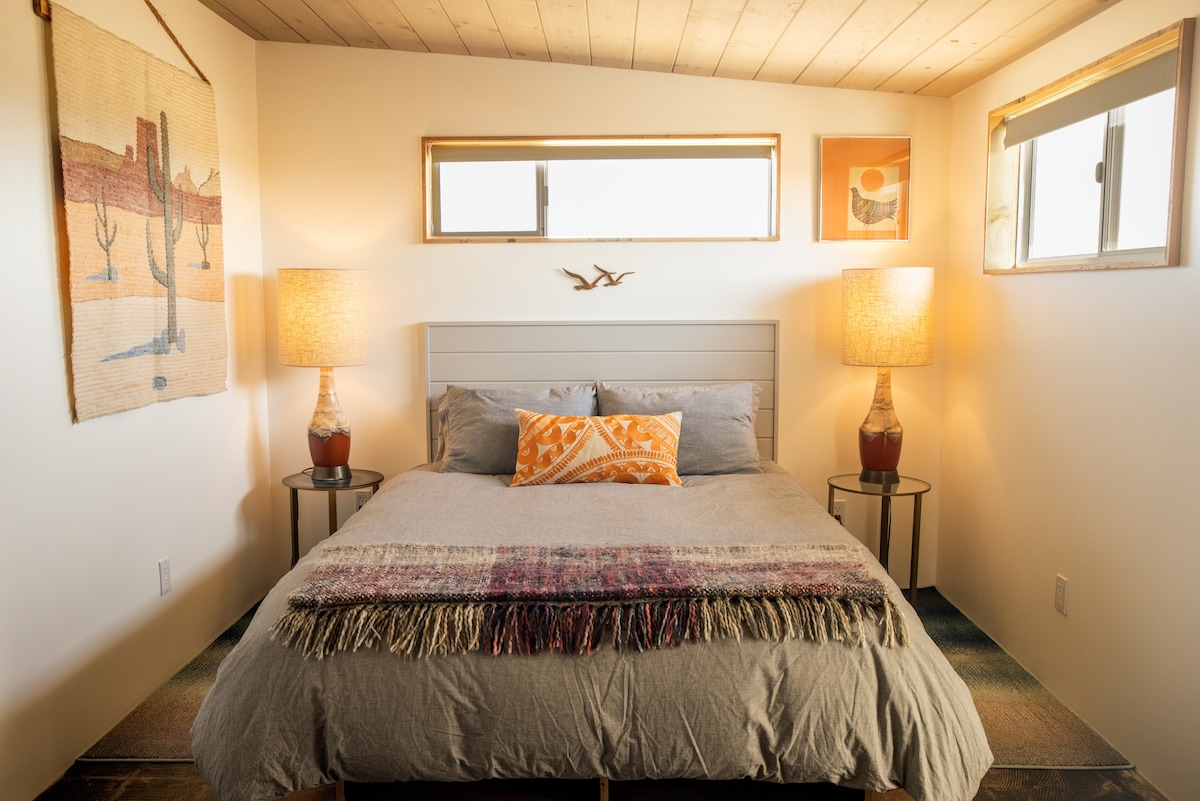 1. spavaća soba, bračni krevet (1,6x2)