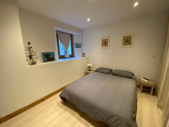 ダブルベッドルーム