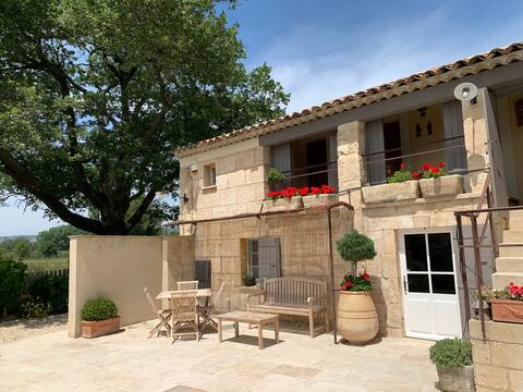 Le Logis en Provence. Maximum capacity 6 people