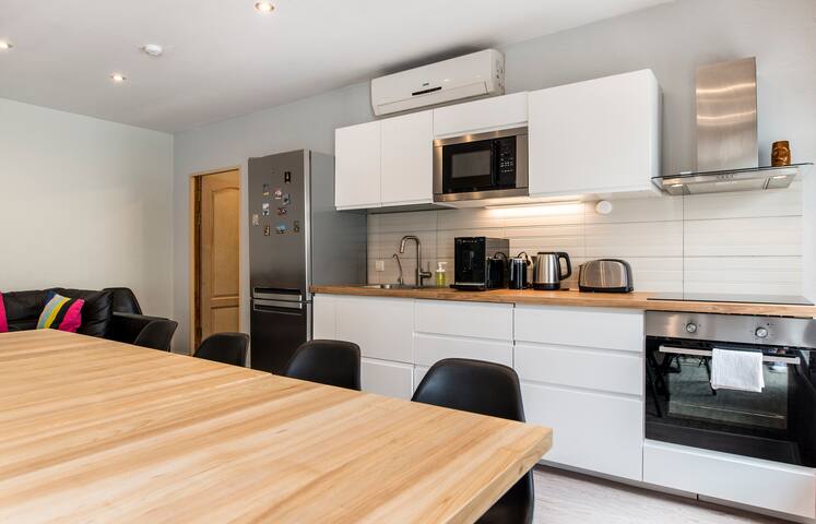 L⓷ Lacplesa | by Dandelion Apartments & Suites gallery image 2