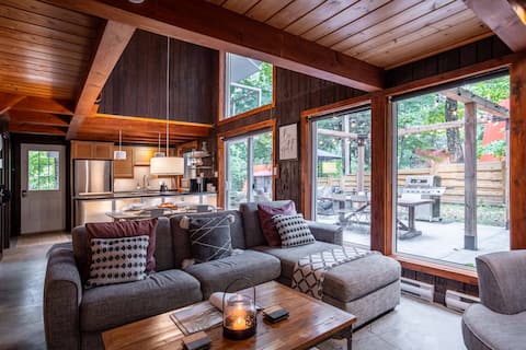 Specializing in creating cozy après-ski moments