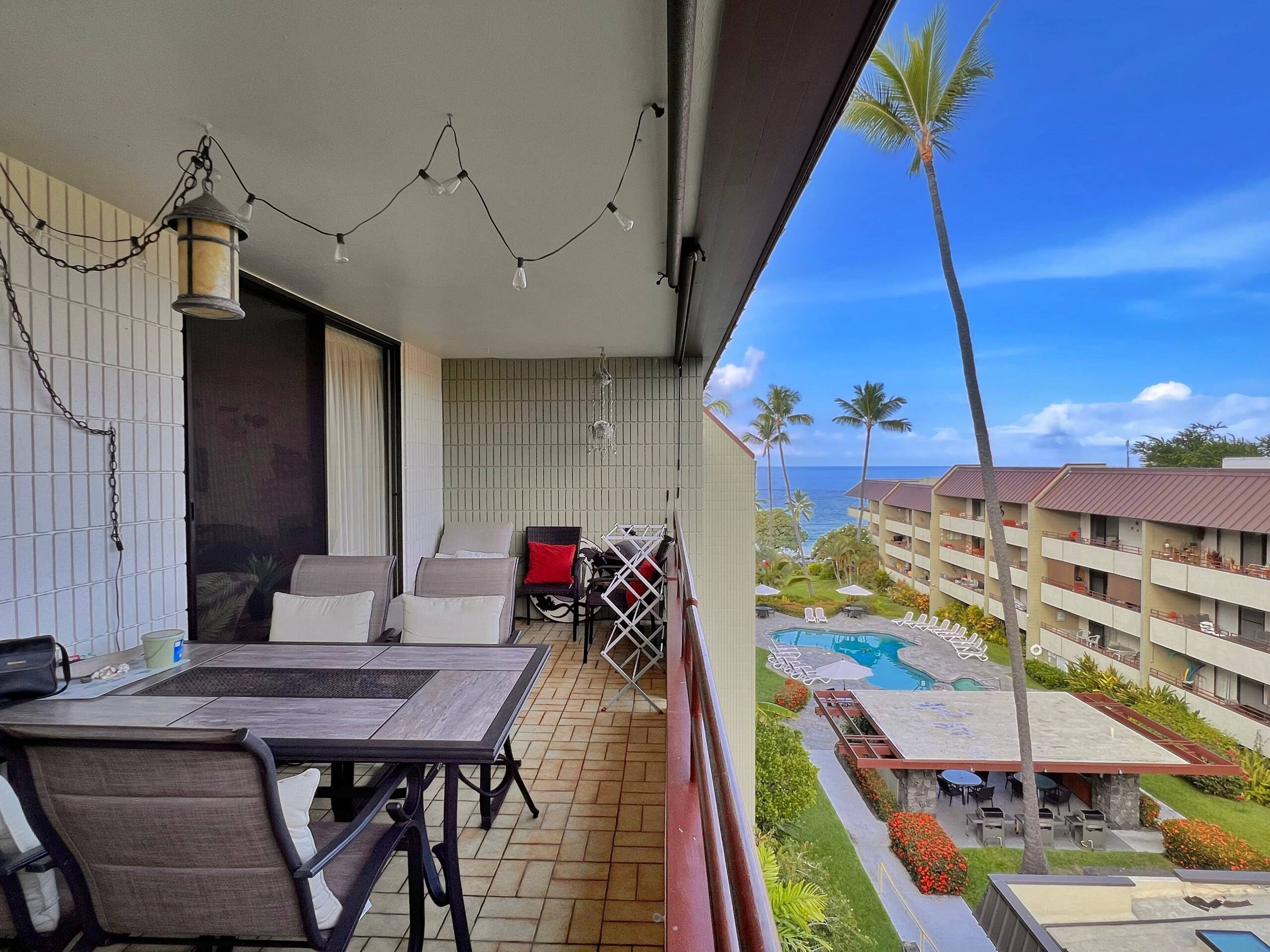 Condo in Kailua-Kona · ★4.93 · 2 bedrooms · 2 beds · 2 baths - Image 16