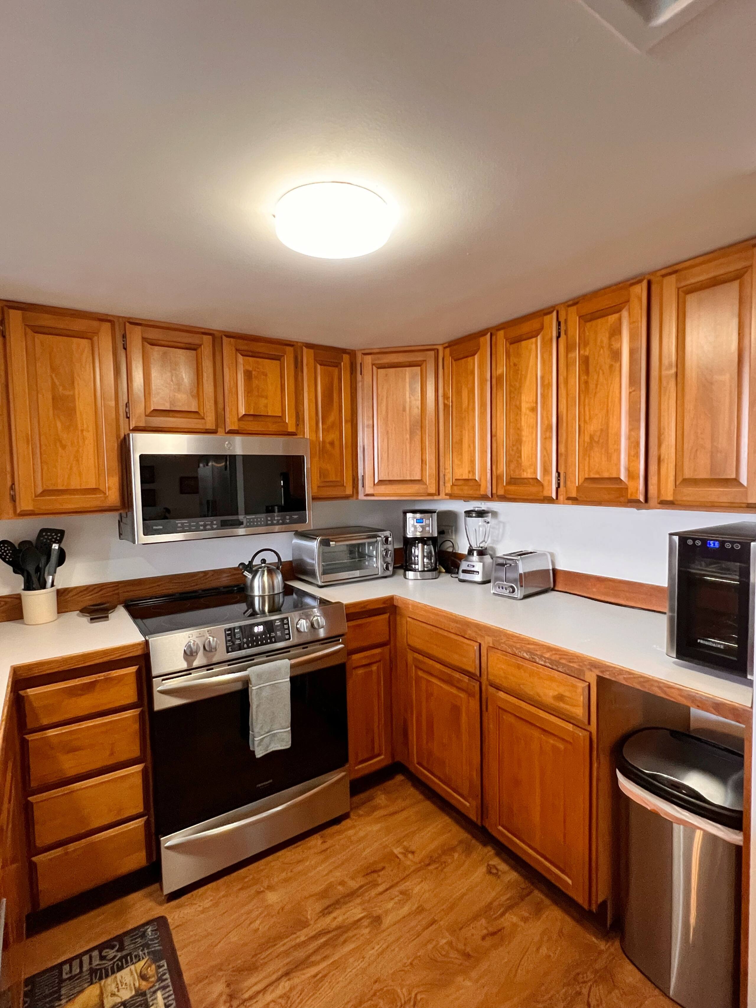Condo in Kailua-Kona · ★4.93 · 2 bedrooms · 2 beds · 2 baths - Image 5