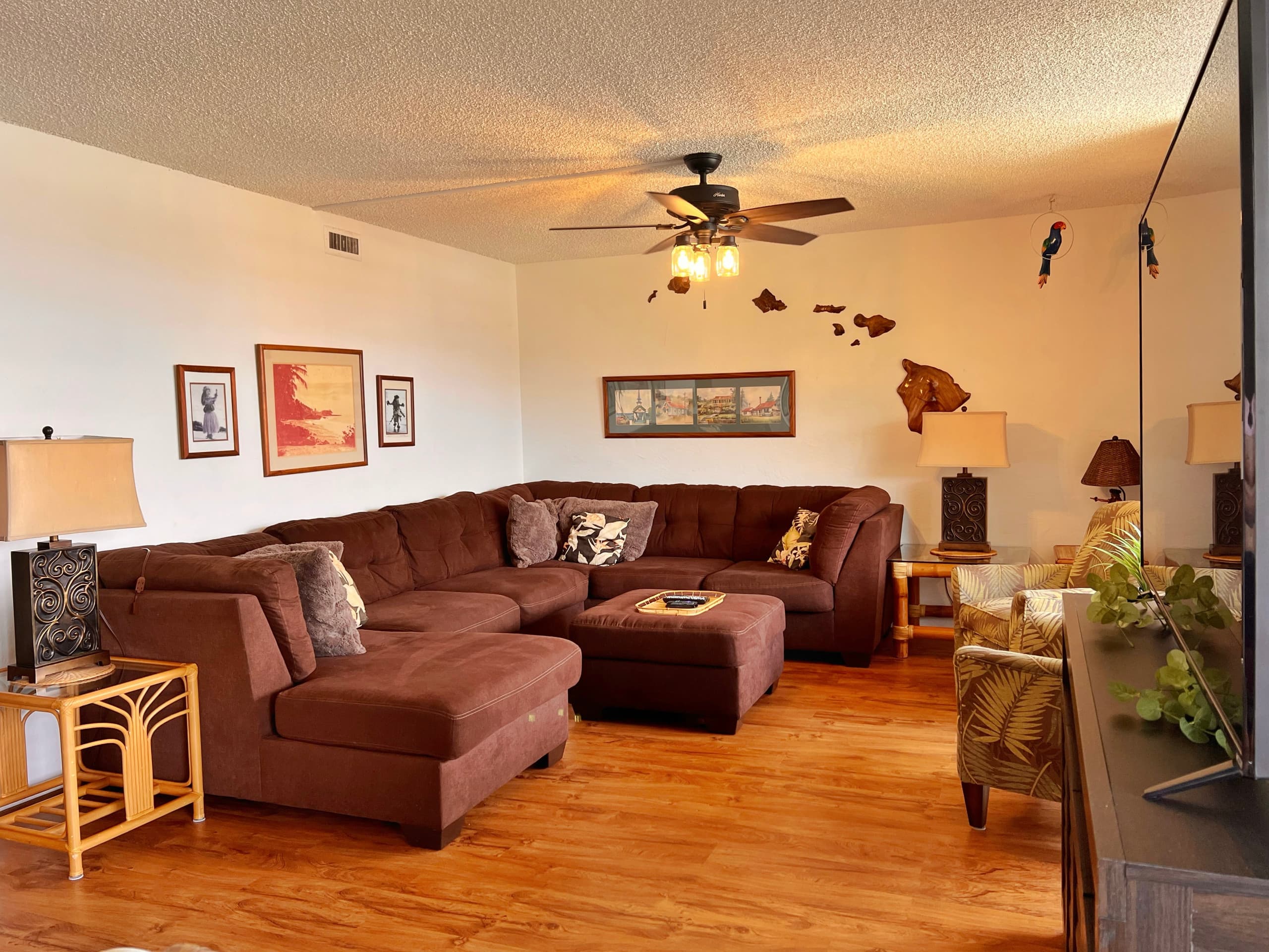 Condo in Kailua-Kona · ★4.93 · 2 bedrooms · 2 beds · 2 baths - Image 1