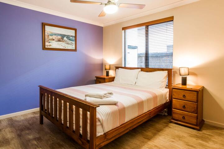 Dunsborough Family Friendly 5 bedroom gallery image 5