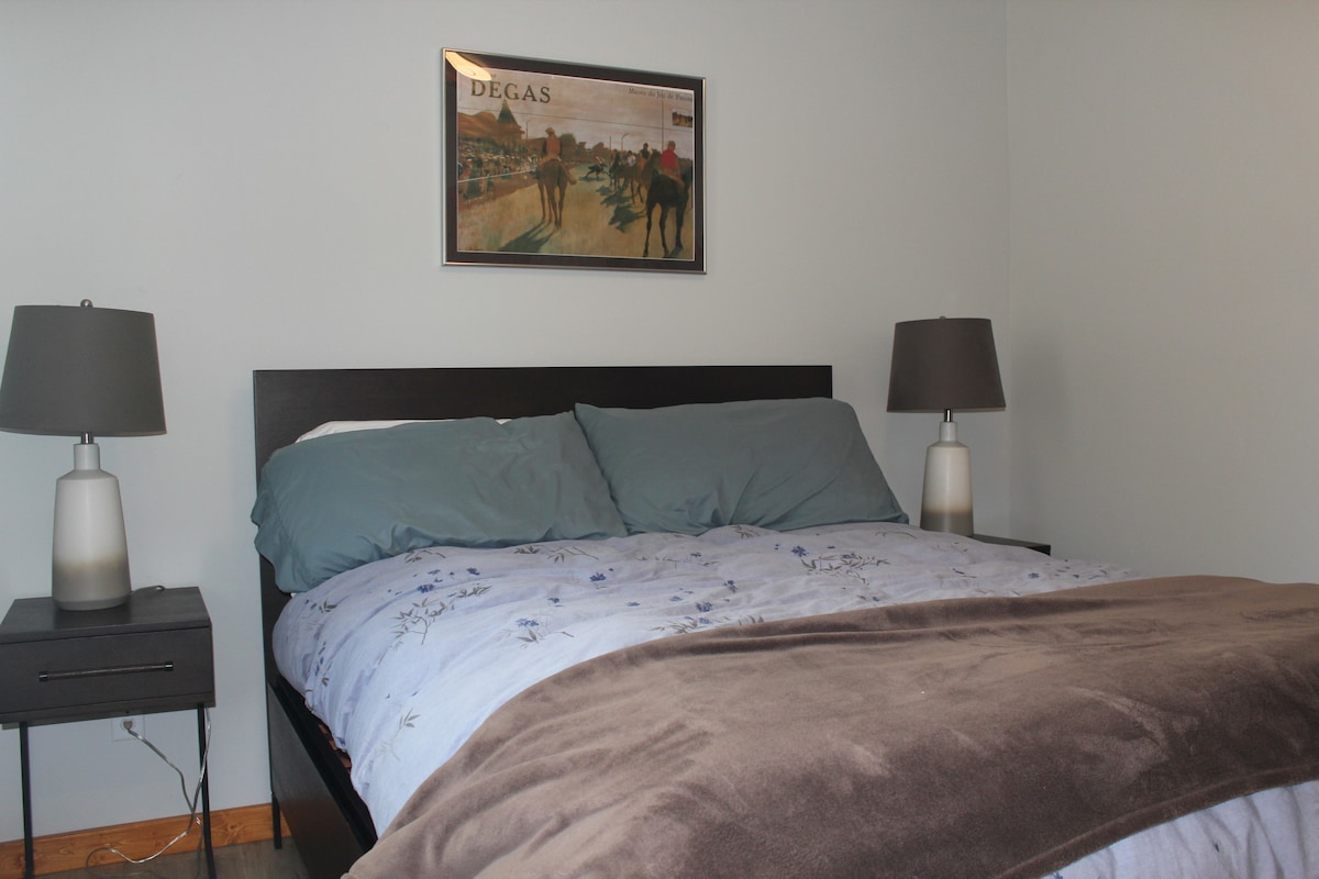 Кревет со брачен кревет со 4 спални соби