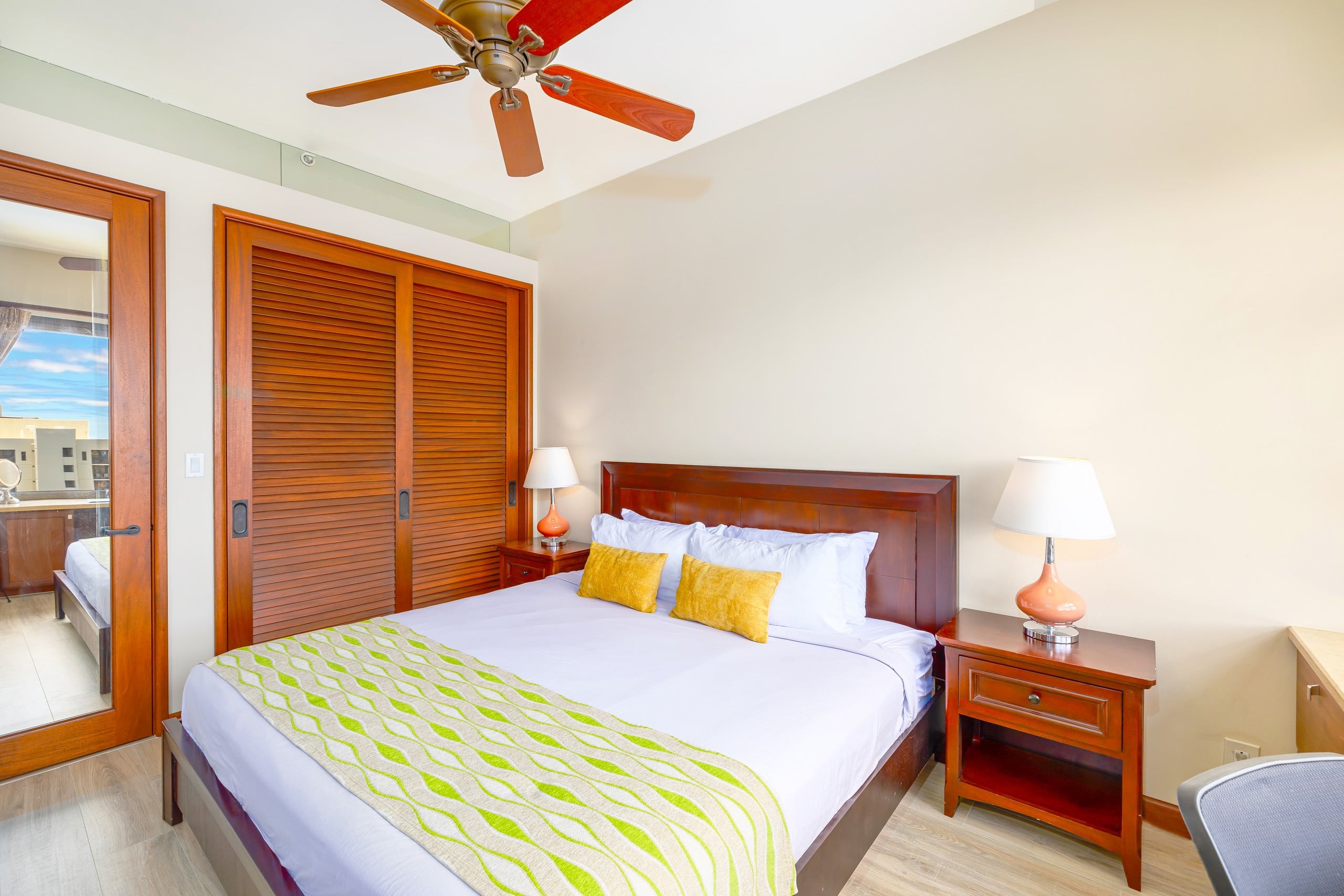 Condo in Honolulu · ★4.88 · 1 bedroom · 1 bed · 1 private bath - Image 13