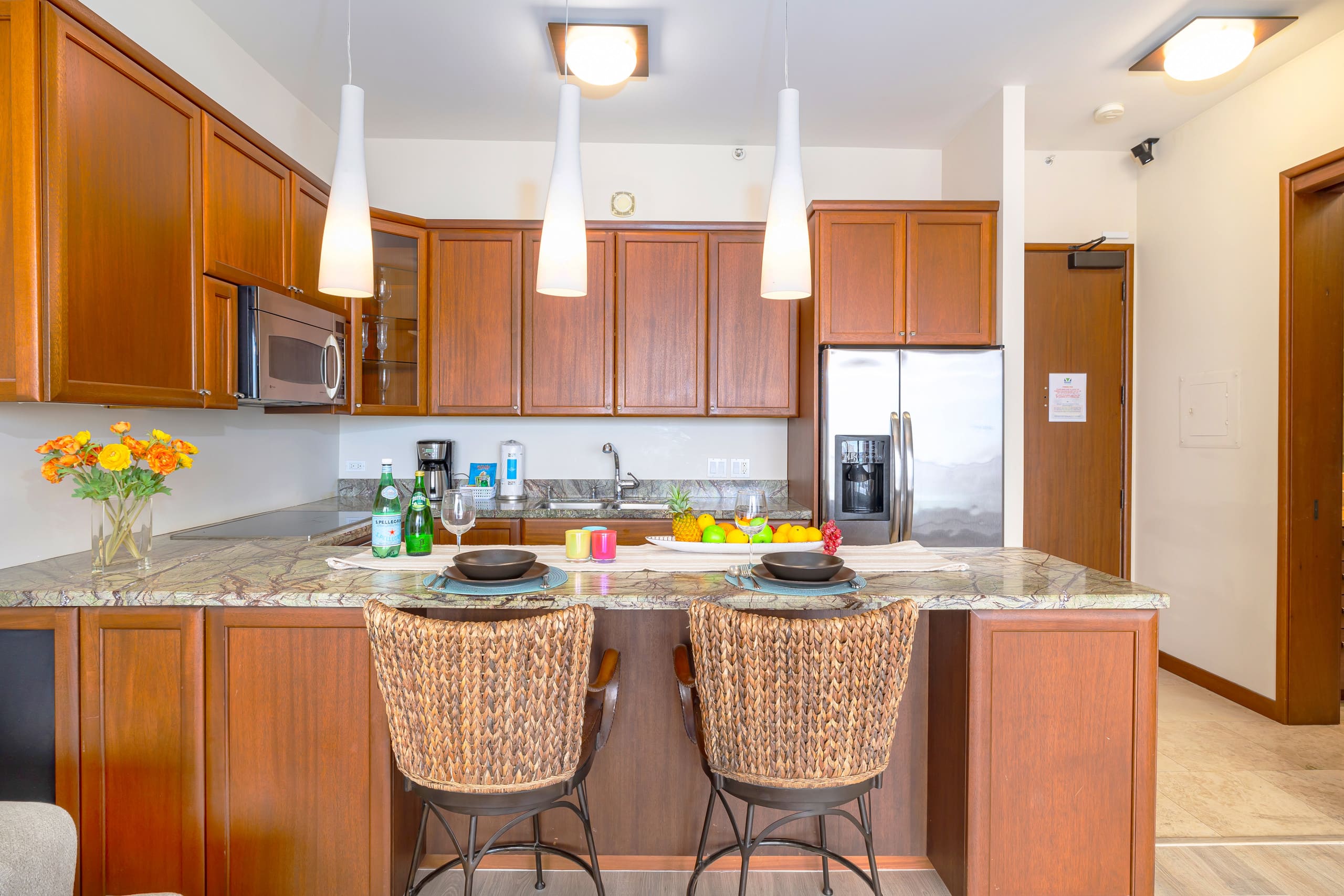 Condo in Honolulu · ★4.88 · 1 bedroom · 1 bed · 1 private bath - Image 10