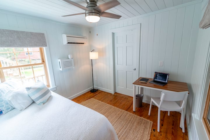 Büro im Erdgeschoss oder 5. Schlafzimmer