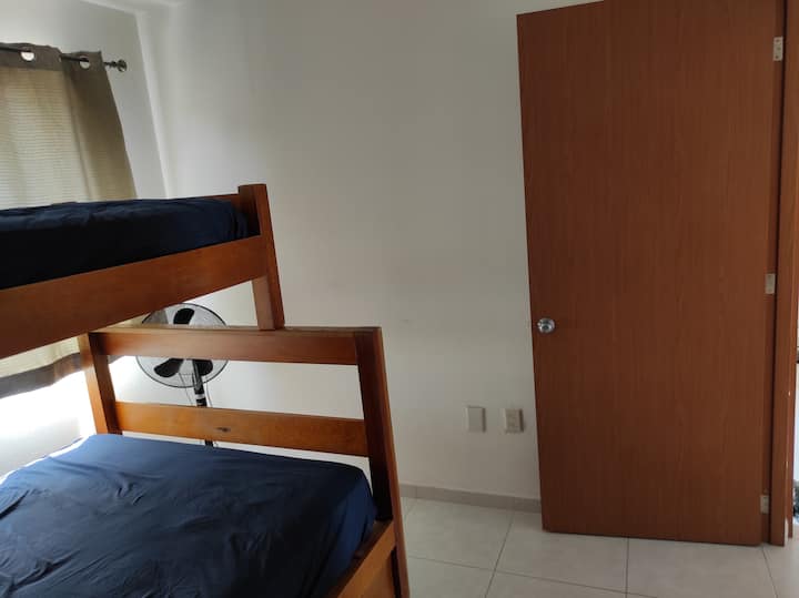 ห้องพัก 2 (3 เตียง)