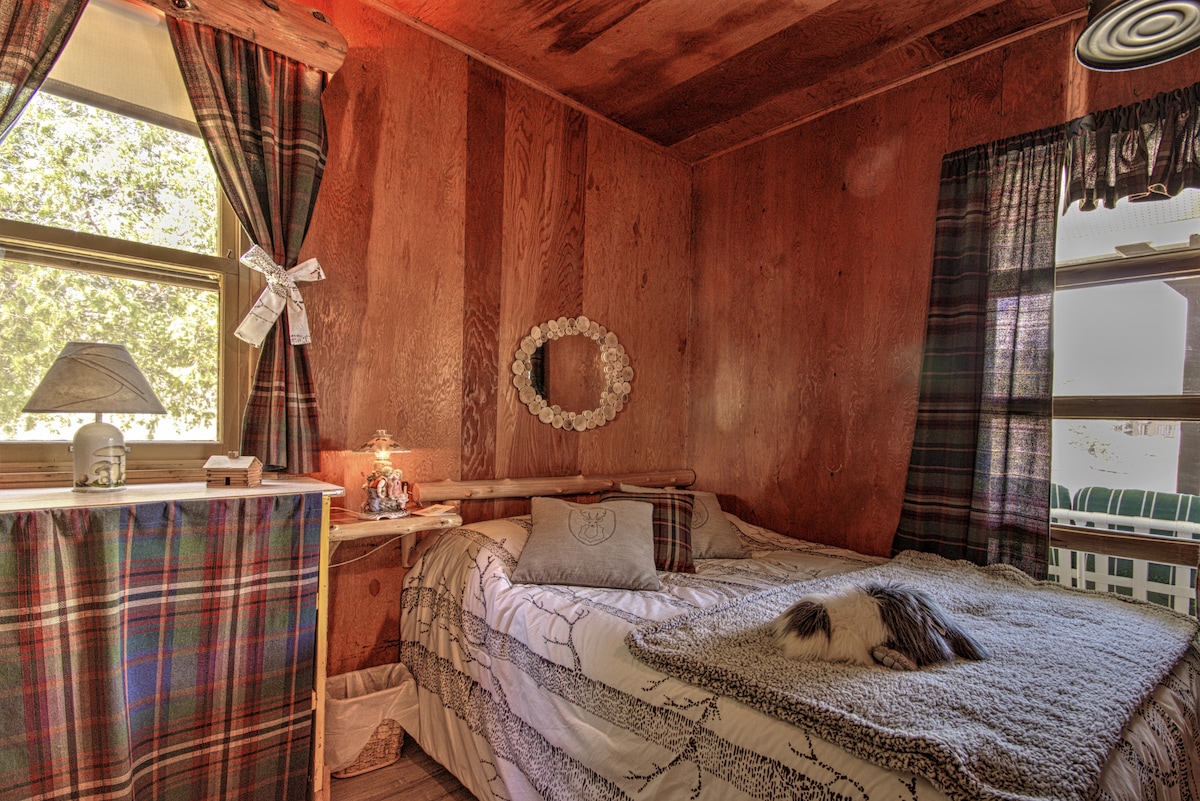 غرفة النوم 1