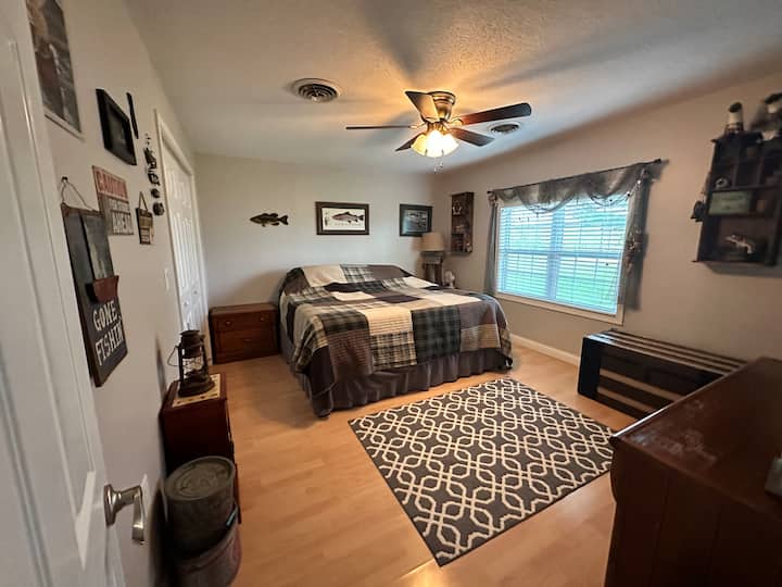 King bedroom