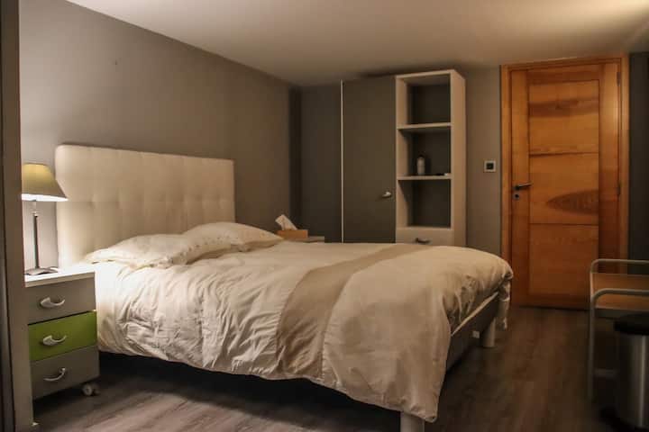 slaapkamer 3 met tweepersoonsbed
