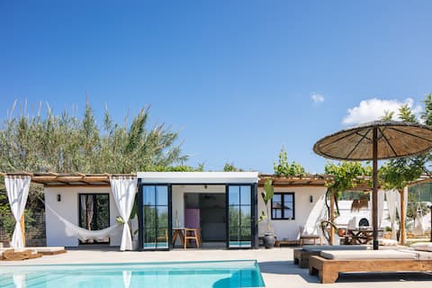 Villa San Pietro - walking distance to everything!