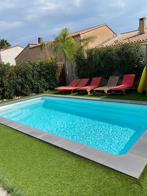 Villa with pool 10 min from the sea