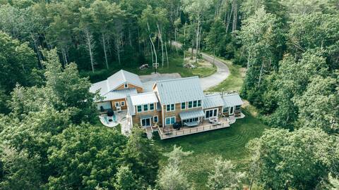 Waterfront Home, 8 Acres Privacy, 5 min to LLBean
