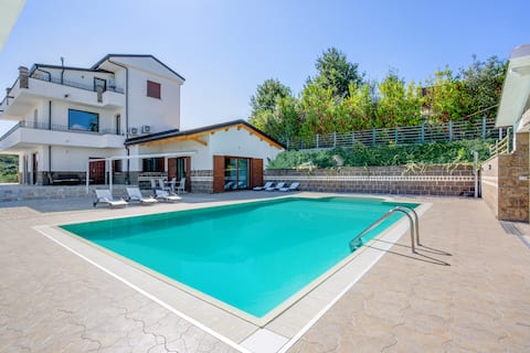Villa Santoro ai TRE ulivi - Ground floor for 8