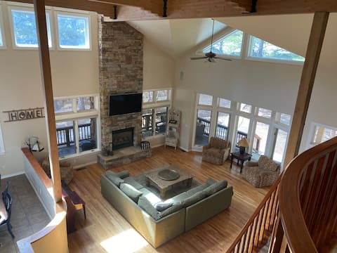 Forest Hollow at Oakwood Pines