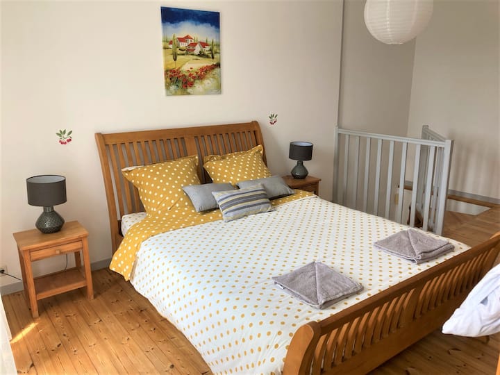 سرير مزدوج في الطابق الأول