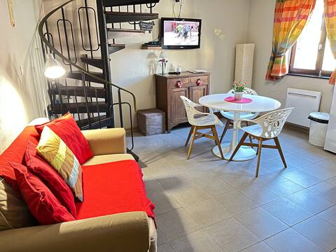 Popular Airbnb listing: Gite St Léon*** in Eguisheim 35 m2 in Eguisheim